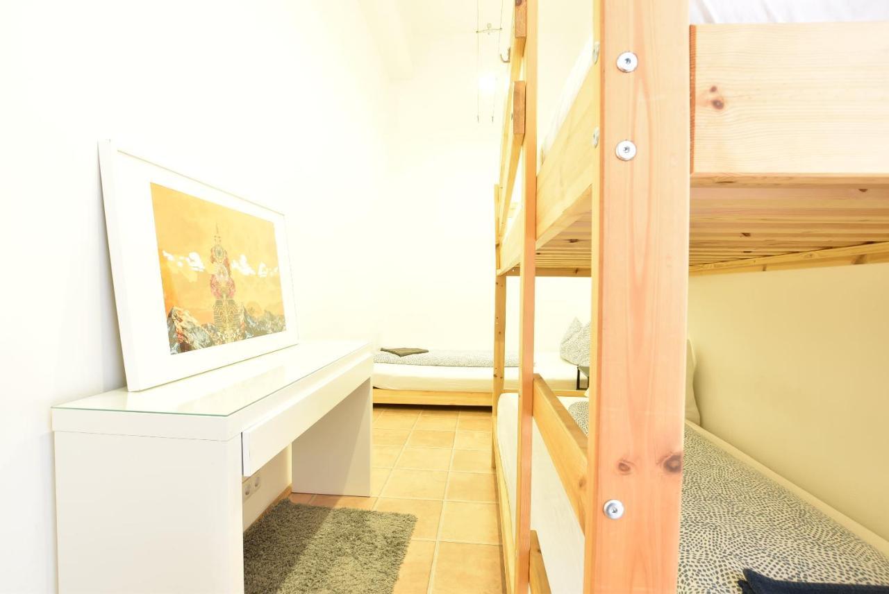 Riesiges Zentrales Apartment Mit Parkplatz Ίνσμπρουκ Εξωτερικό φωτογραφία